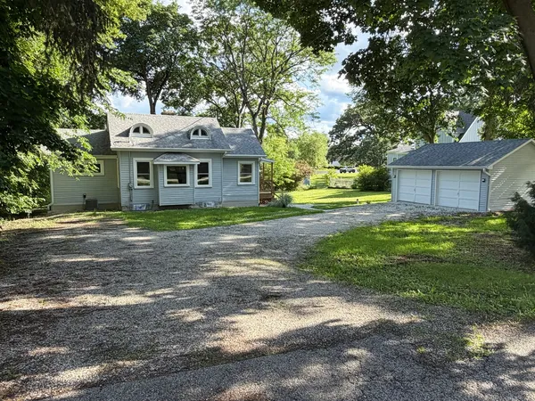 $3,000 | 25173 West Buena Avenue, Lake Villa, IL 60046