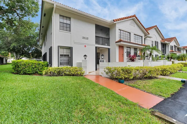 $307,000 | 9628 Pavarotti Terrace, Unit 101, Boynton Beach, FL 33437