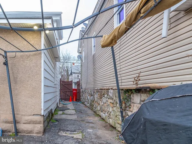 $145,000 | 164 Vine Street, Bridgeton, NJ 08302