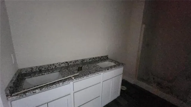 $304,000 | 1607 Al Ortolani Way, Pittsburg, KS 66762