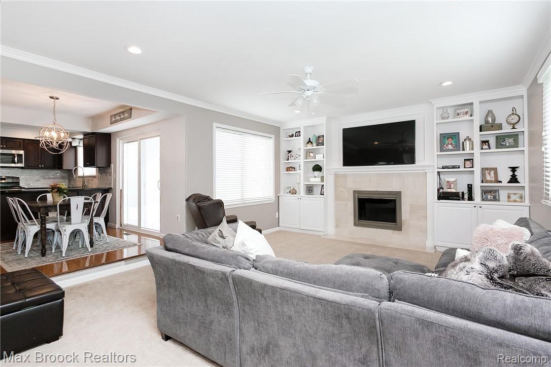 622 Abbey Court Rochester, MI 48307 - Photo 14 of 33 AbbeyCt-18.jpg