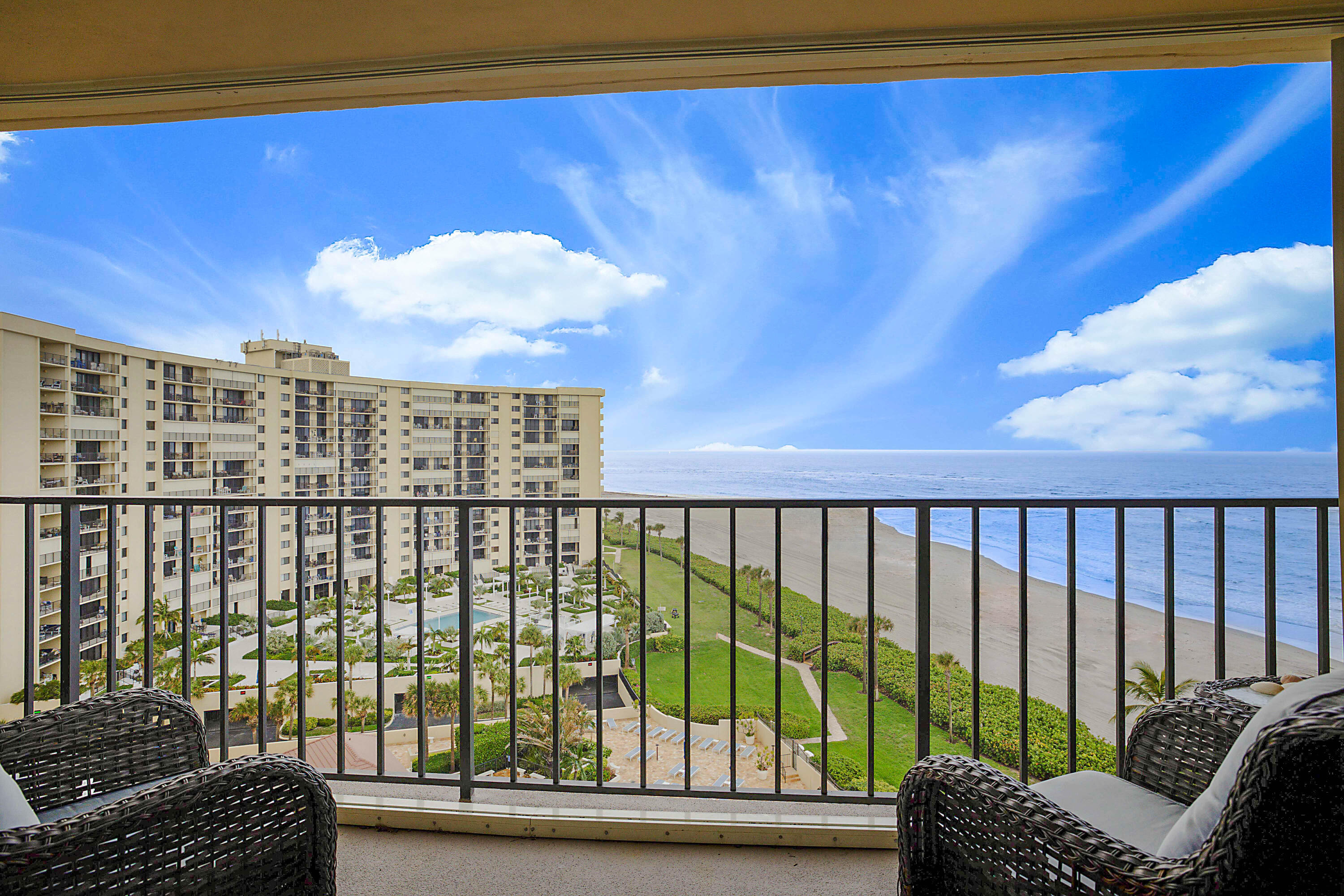 100 Ocean Trail Way, Unit 1003 Jupiter, FL 33477 - Photo 26 of 33 a view of a balcony with chair