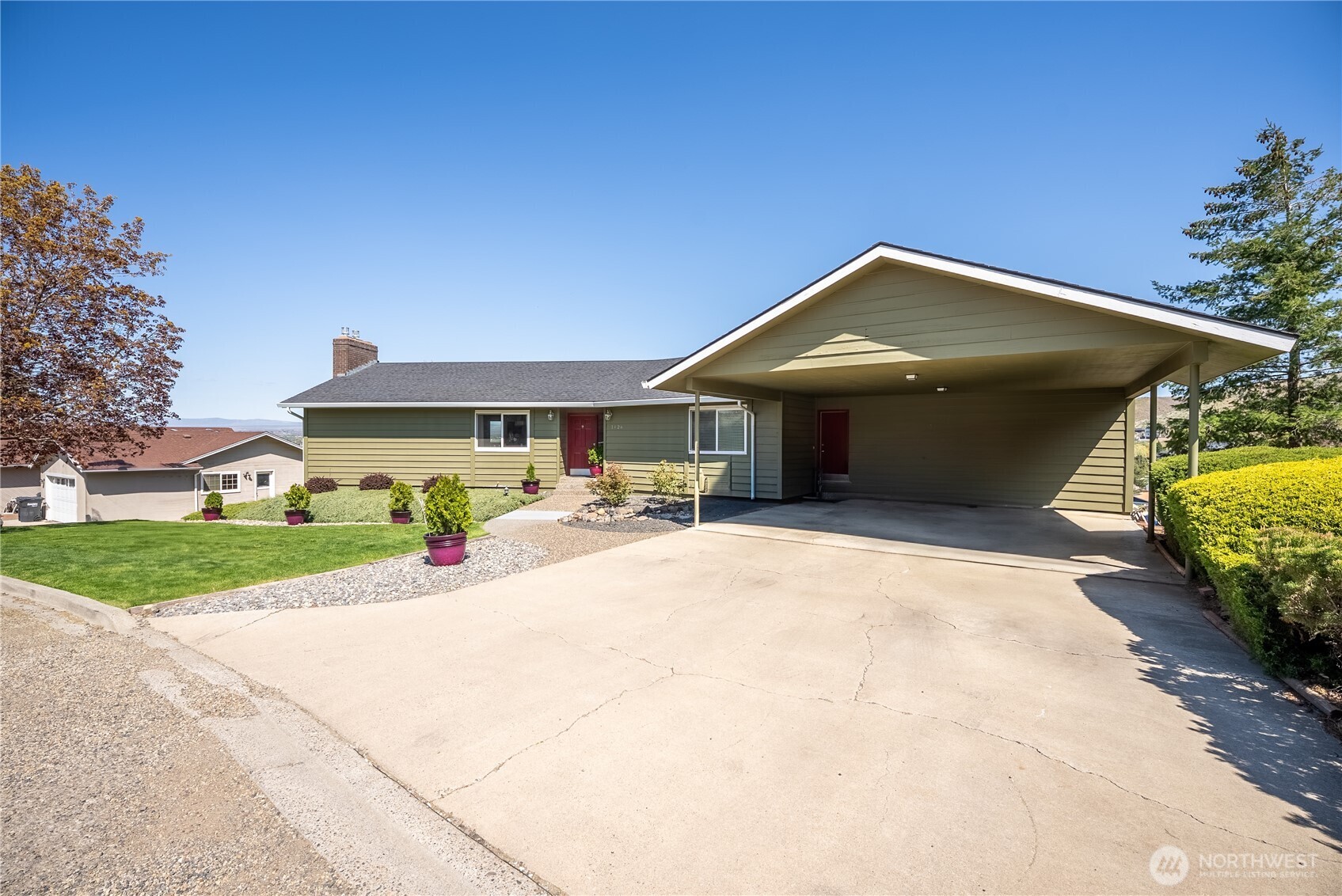 1426 Kinney Way Prosser, WA 99350 - Photo 1 of 30 Gallery Image 1