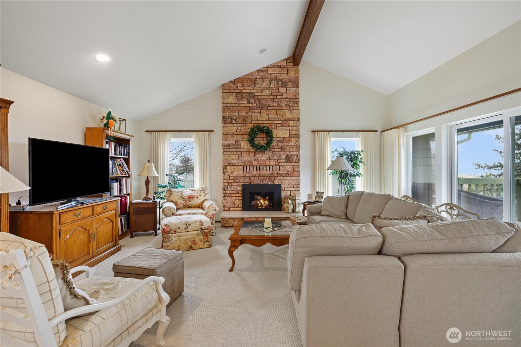 1426 Kinney Way Prosser, WA 99350 - Photo 4 of 30 Gallery Image 4