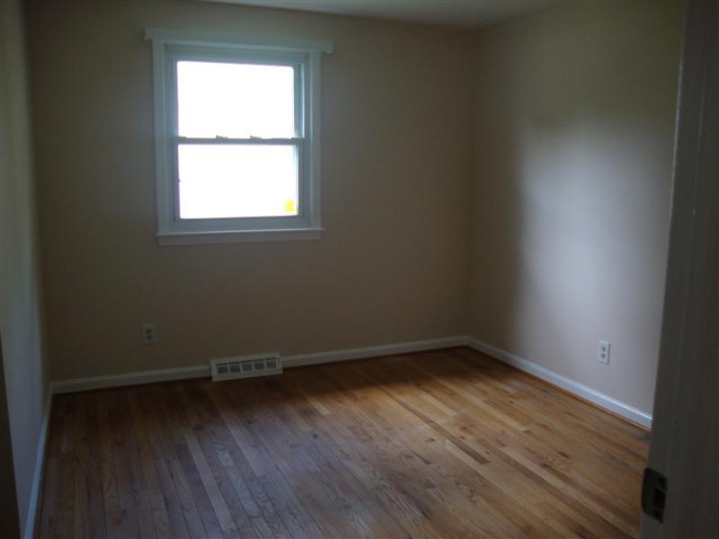 6608 Westdrum Road Indianapolis, IN 46241 - Photo 4 of 9 Gallery Image 4