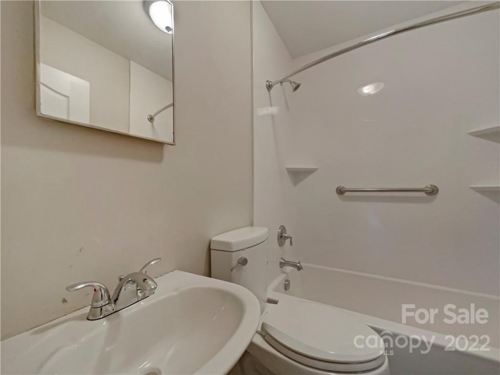 1602 Bristol Road Statesville, NC 28677 - Photo 15 of 18 Gallery Image 15