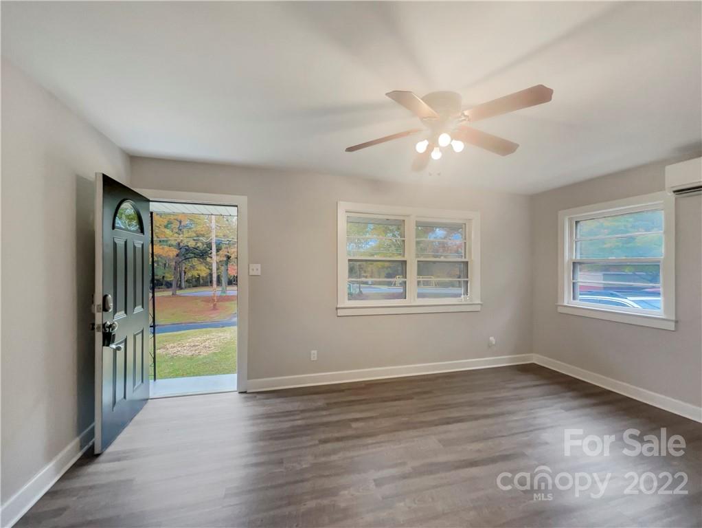 1602 Bristol Road Statesville, NC 28677 - Photo 10 of 18 Gallery Image 10
