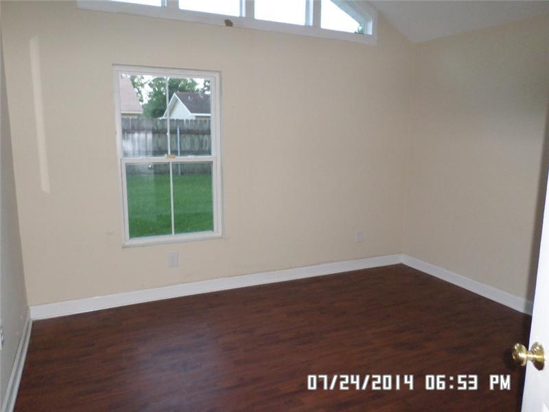 1414 Kings Row Slidell, LA 70461 - Photo 8 of 14 Gallery Image 8