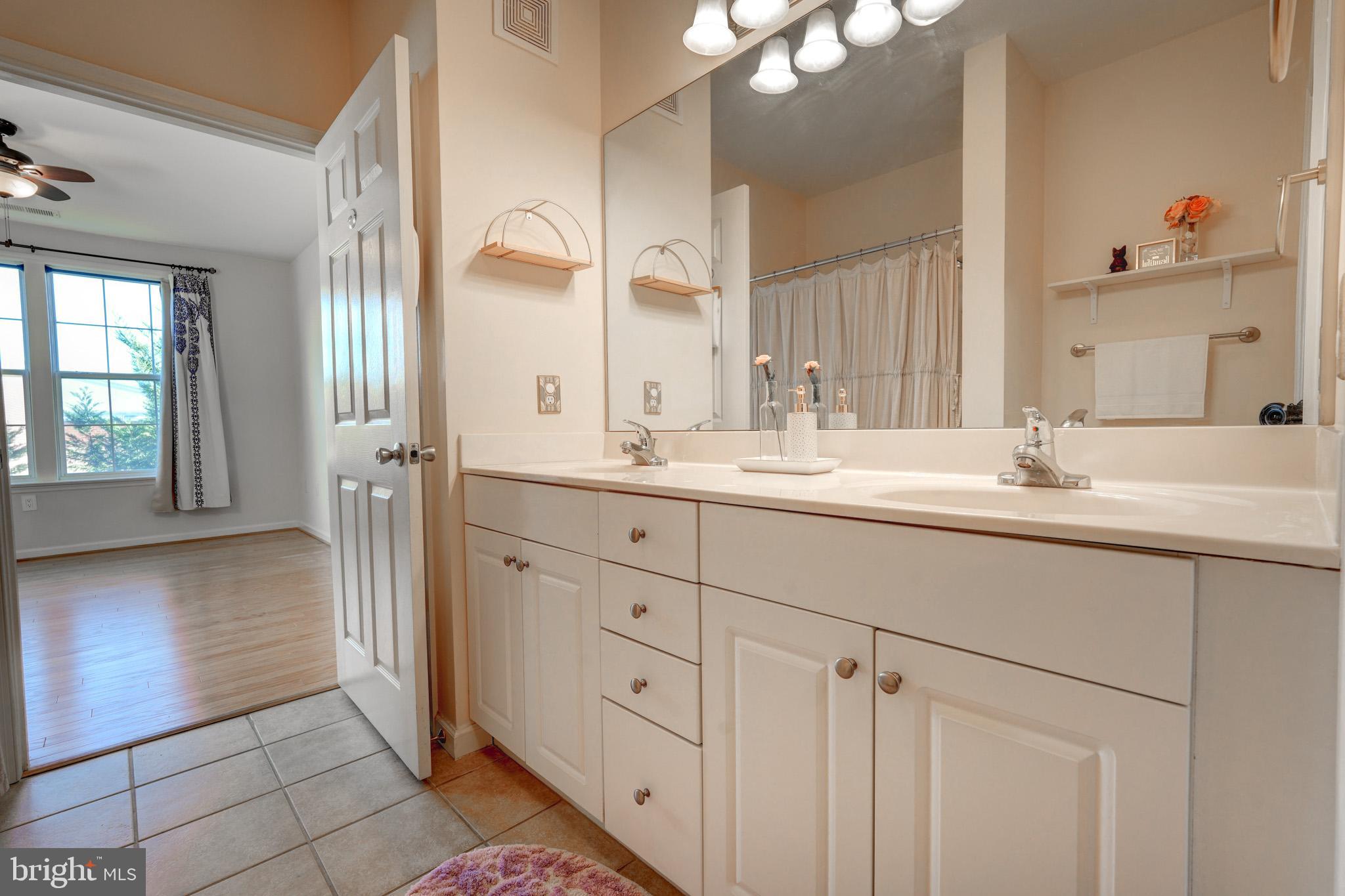 31 Booth Street, Unit 253 Gaithersburg, MD 20878 - Photo 36 of 61 Gallery Image 36