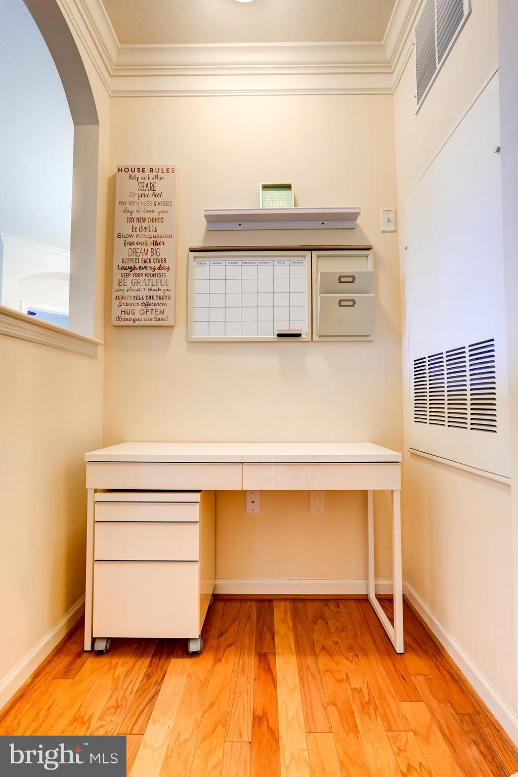 31 Booth Street, Unit 253 Gaithersburg, MD 20878 - Photo 4 of 61 Gallery Image 4