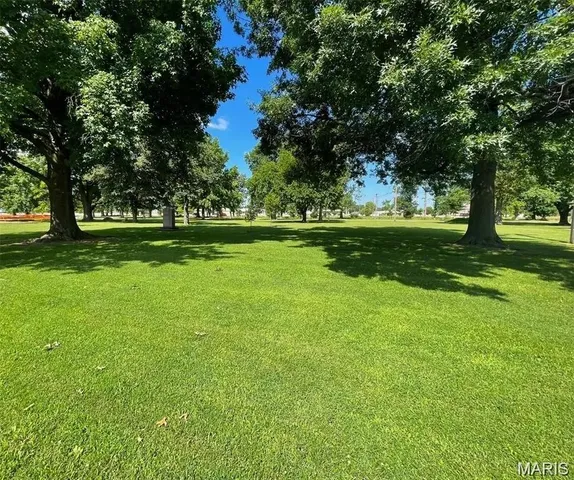 $181,900 | 712 West Oak Street, Dexter, MO 63841