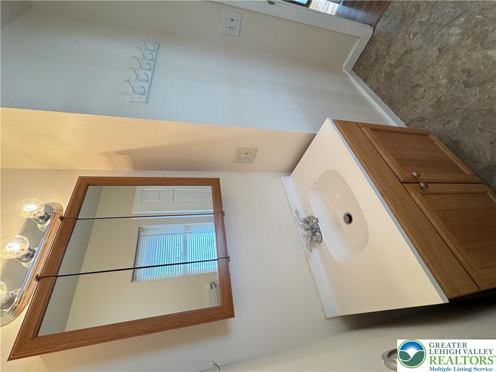 748 Mauch Chunk Road Palmerton, PA 18071 - Photo 13 of 22