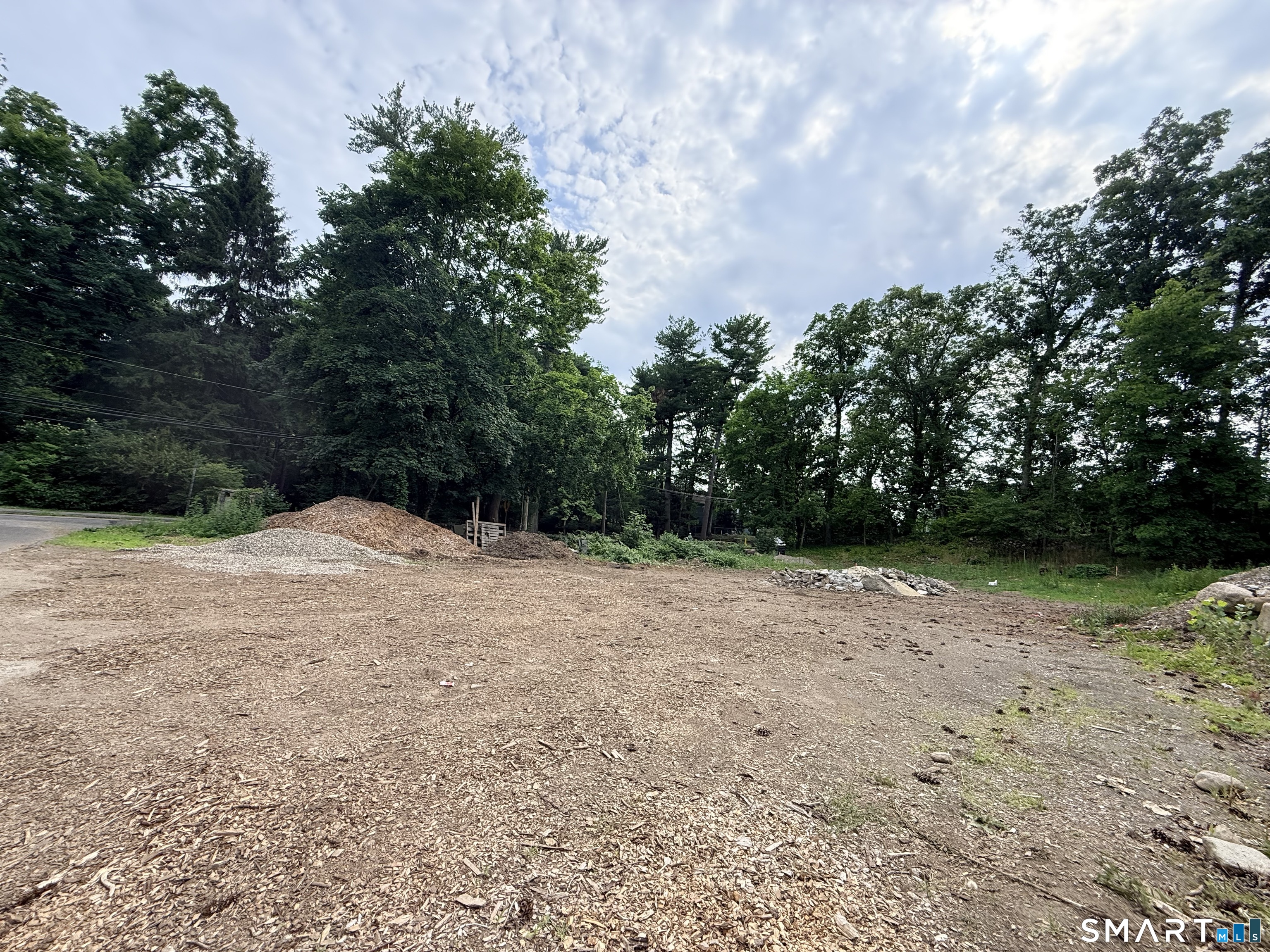 2 Lane Road Norwalk, CT 06851 - Photo 3 of 4