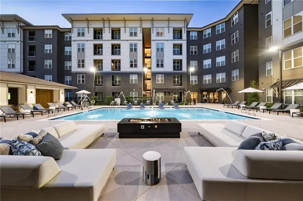 $1,155 | 501 West Waugh Street, Unit A2, Dalton, GA 30720