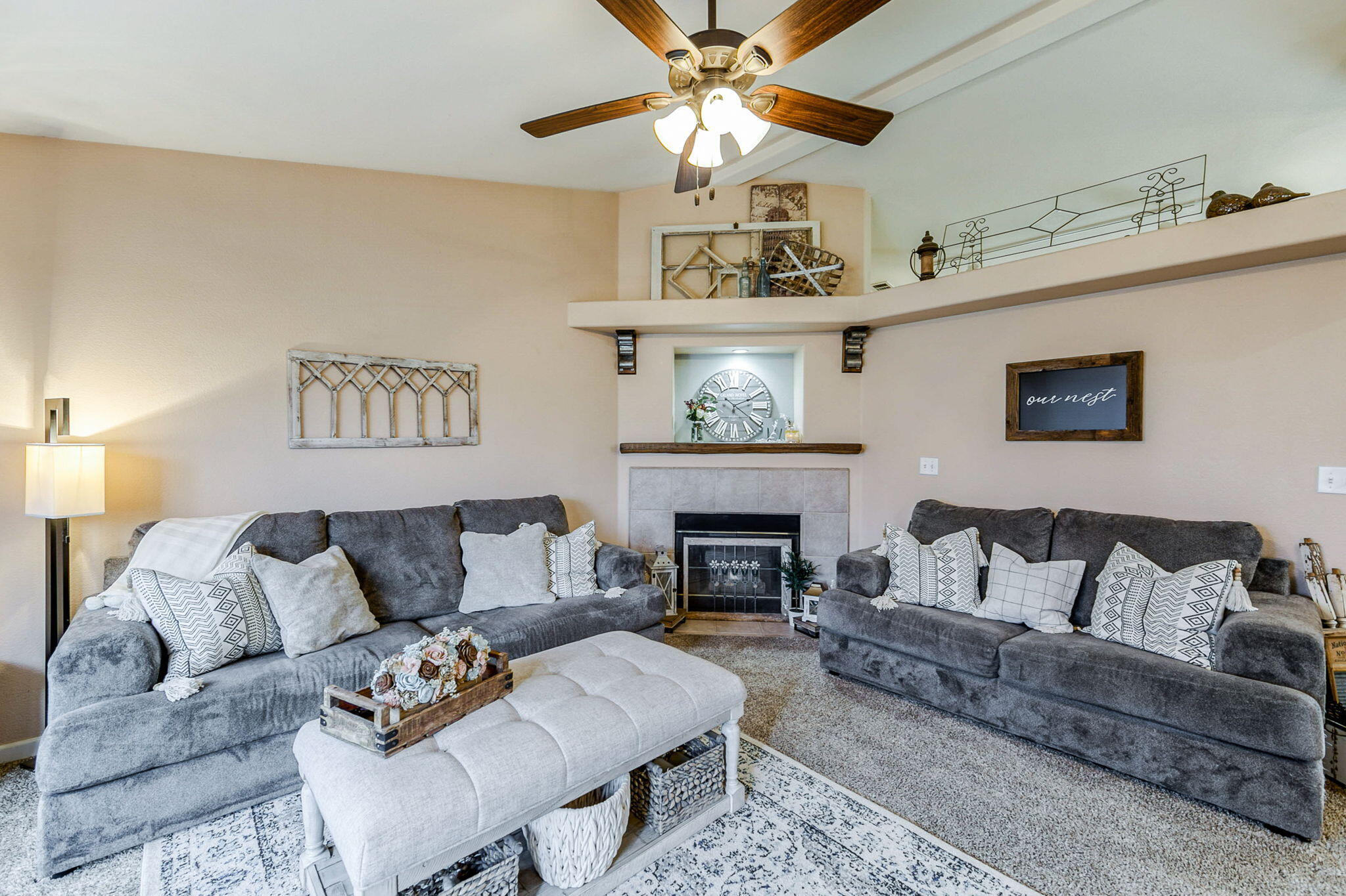 1922 Airstrip Road Redding, CA 96003 - Photo 6 of 33 Living Room