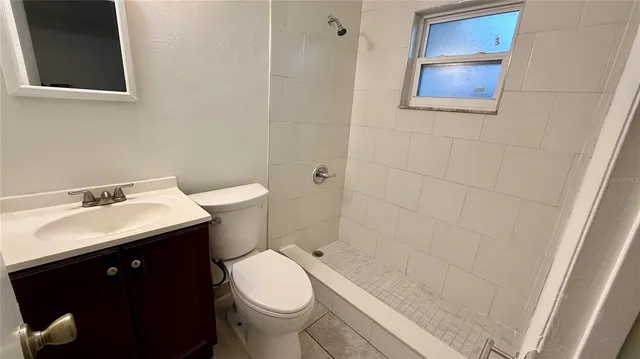 $1,600 | 911 West Orange Street, Unit 2, Kissimmee, FL 34741