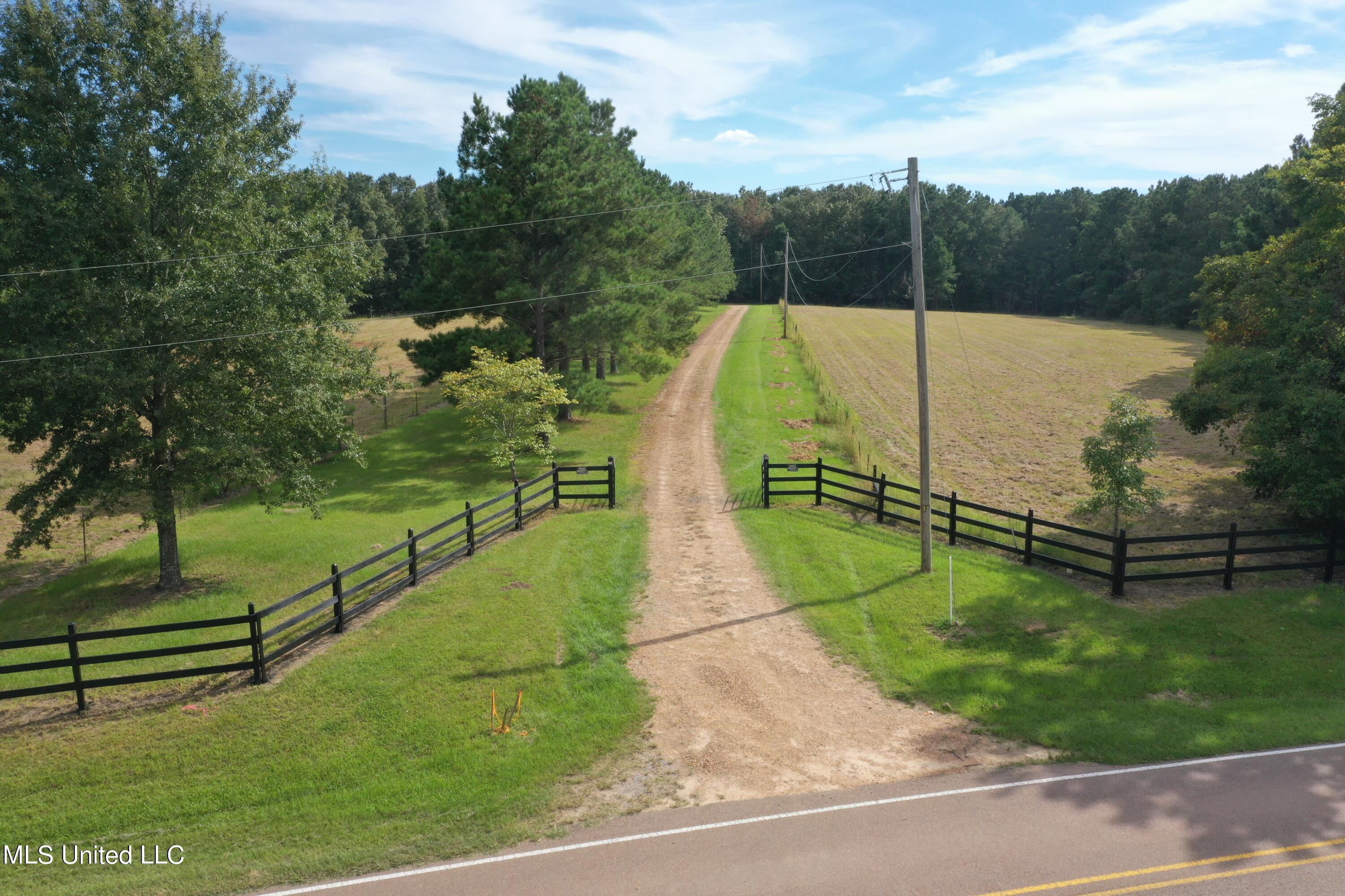 277 Stout Road Canton, MS 39046 - Photo 1 of 42 front
