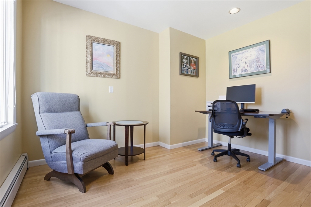 18 Brian Road Chelmsford, MA 01824 - Photo 22 of 35