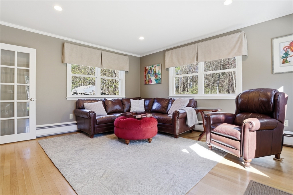 18 Brian Road Chelmsford, MA 01824 - Photo 23 of 35