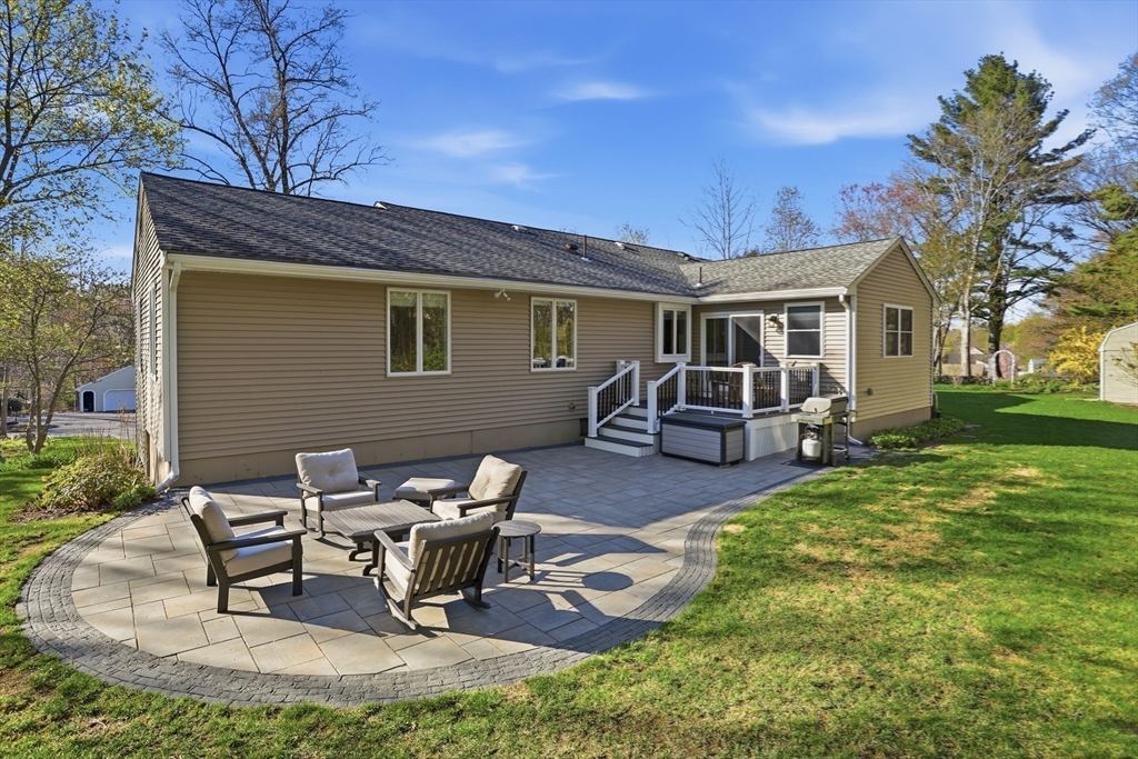 18 Brian Road Chelmsford, MA 01824 - Photo 27 of 35