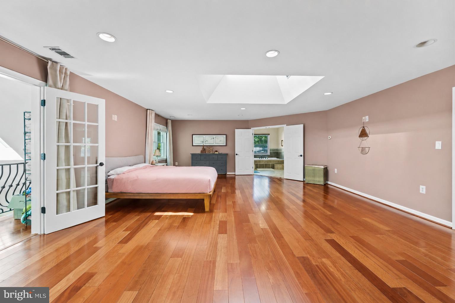 11019 Ring Road Reston, VA 20190 - Photo 31 of 78 Primary Bedroom