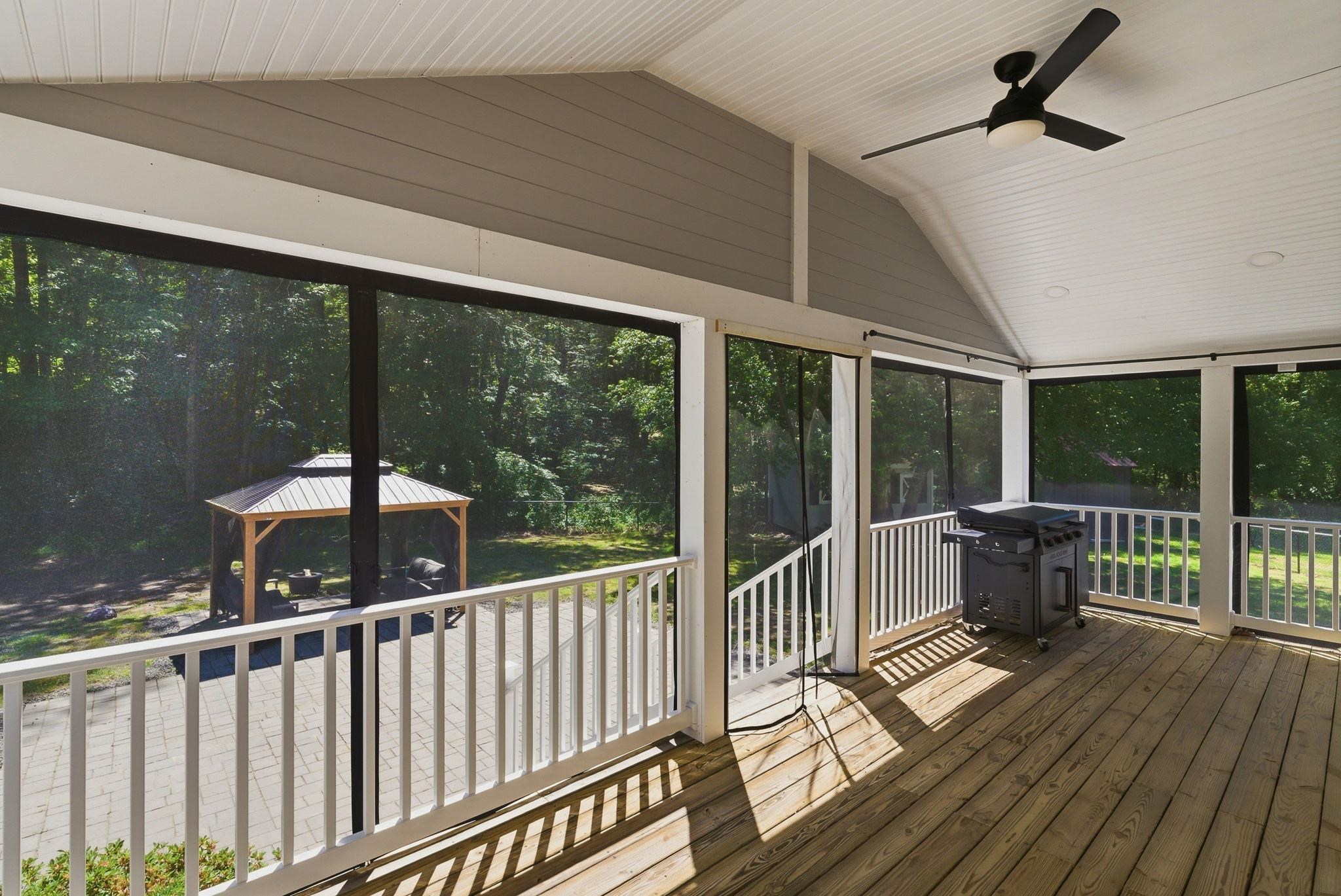 20 Cobbetts Pond Road Windham, NH 03087 - Photo 13 of 35