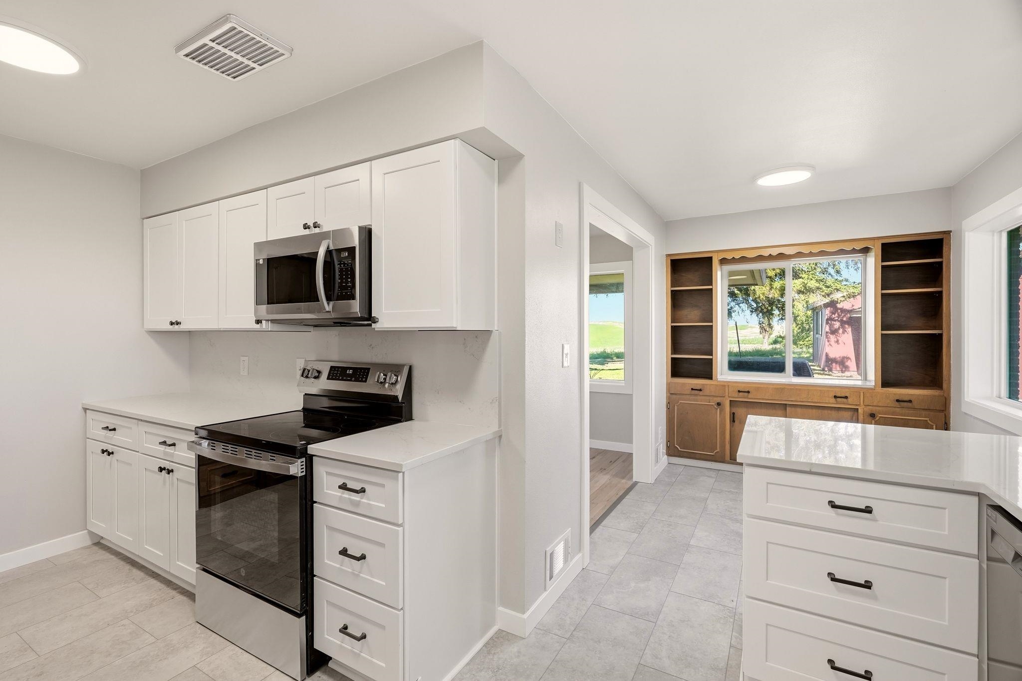 11213 East Cameron Road Fairfield, WA 99012 - Photo 3 of 47