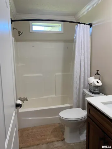 $399,900 | 1640 Pleasant Ridge Road, Vienna, IL 62995