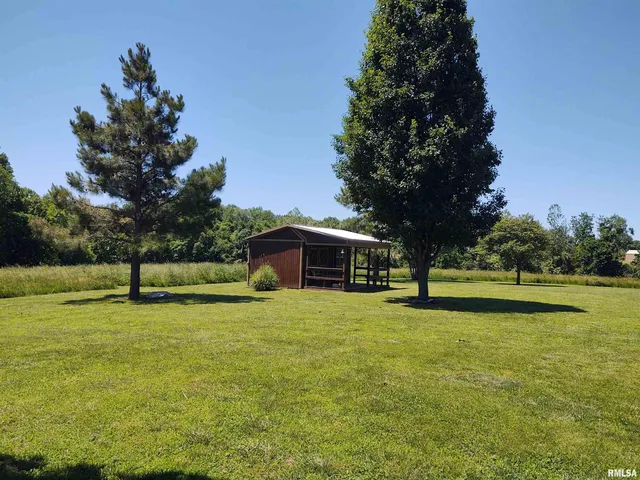 $399,900 | 1640 Pleasant Ridge Road, Vienna, IL 62995