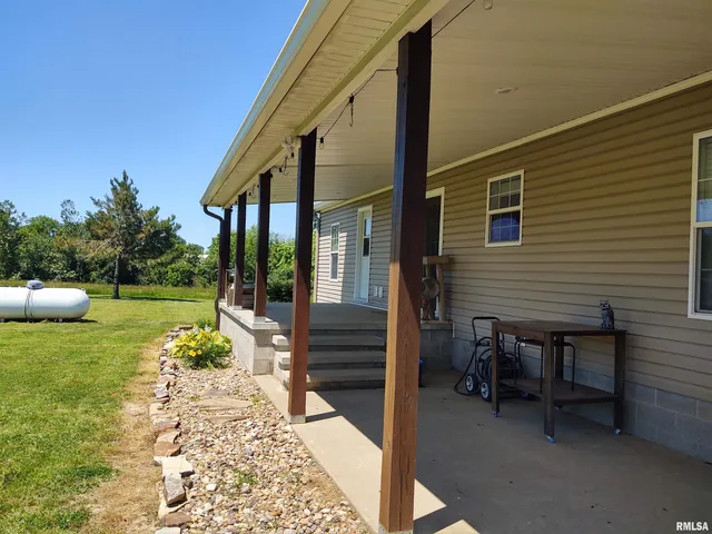 $399,900 | 1640 Pleasant Ridge Road, Vienna, IL 62995