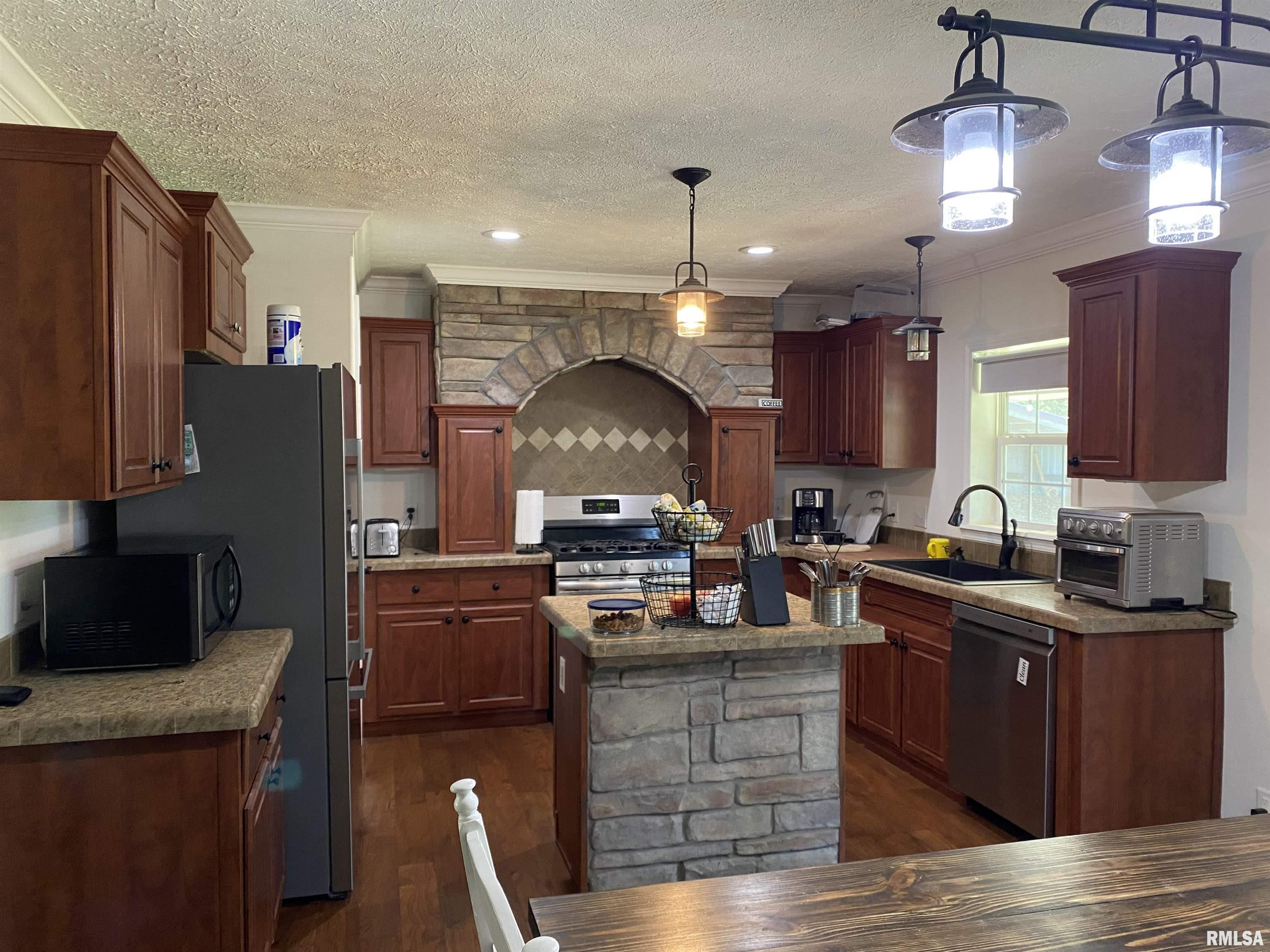 1640 Pleasant Ridge Road Vienna, IL 62995 - Photo 7 of 82