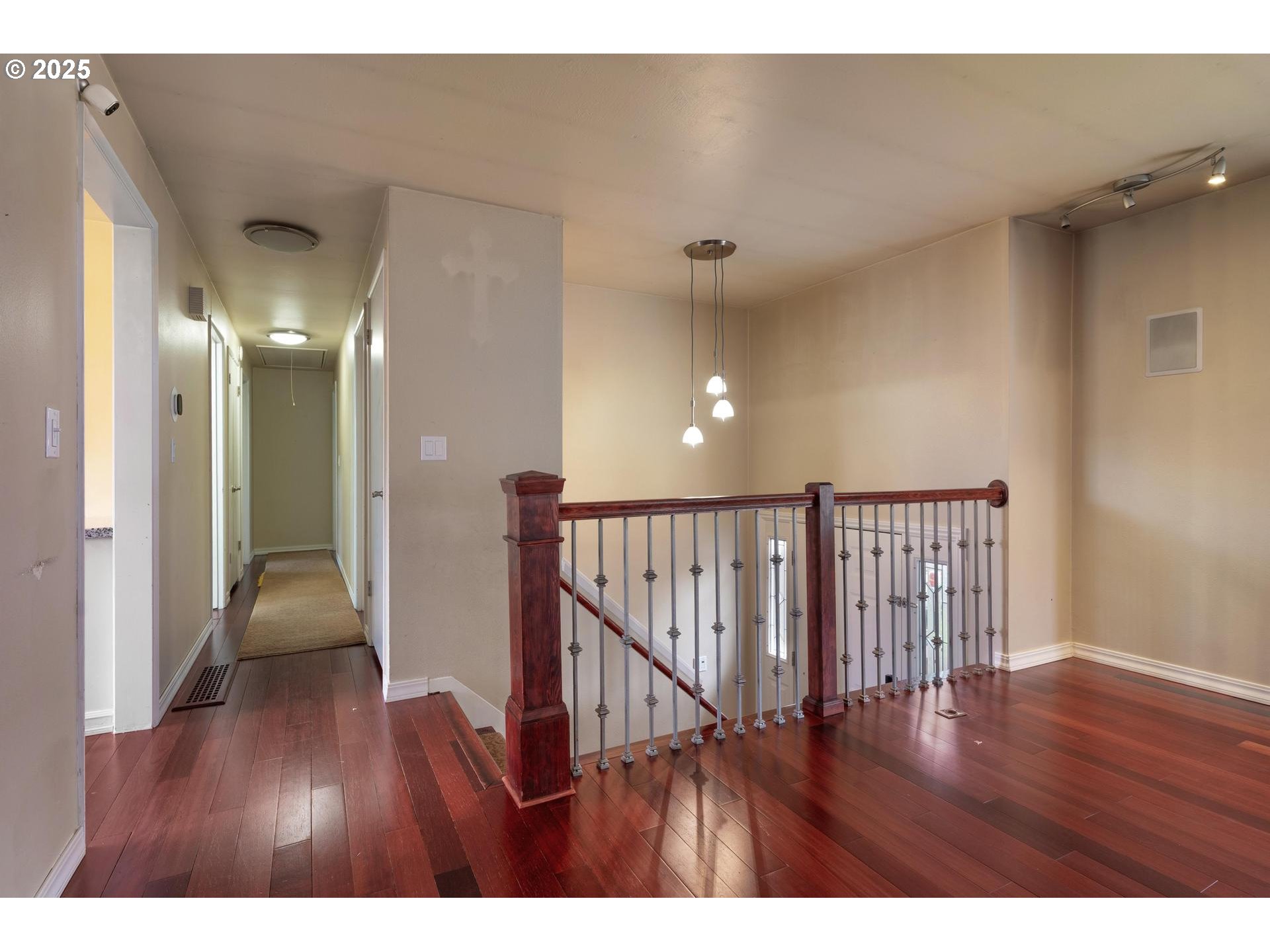 18115 Southwest Broad Oak Boulevard Beaverton, OR 97007 - Photo 6 of 43 a view of entryway with wooden floor