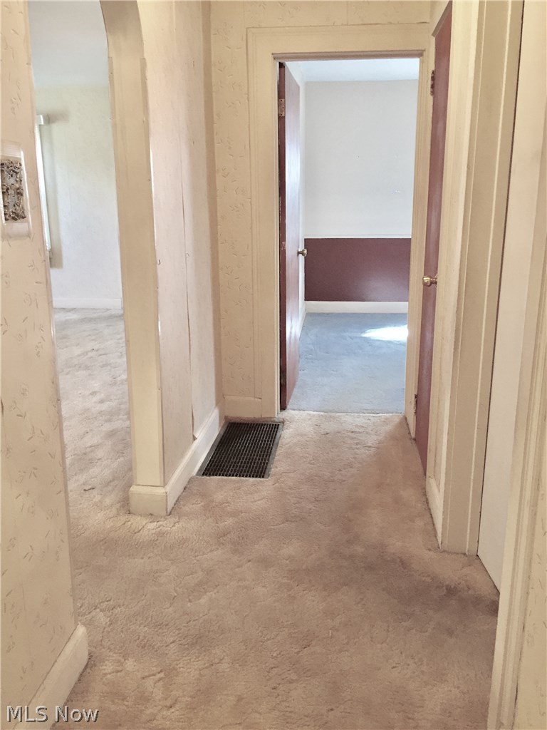 766 Howland Wilson Road Southeast Warren, OH 44484 - Photo 12 of 29 Gallery Image 12