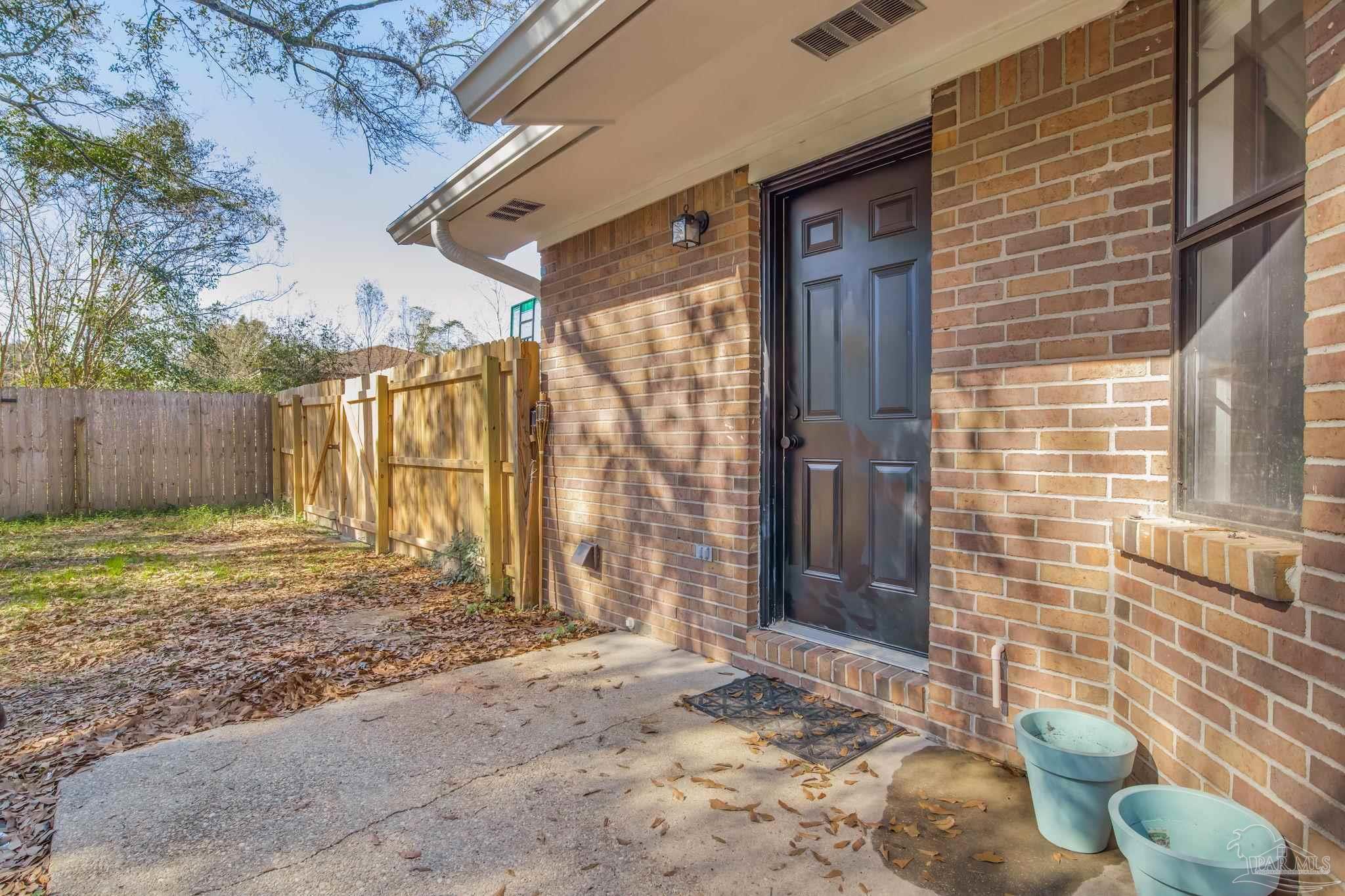 4935 Andrea Lane Pace, FL 32571 - Photo 33 of 44