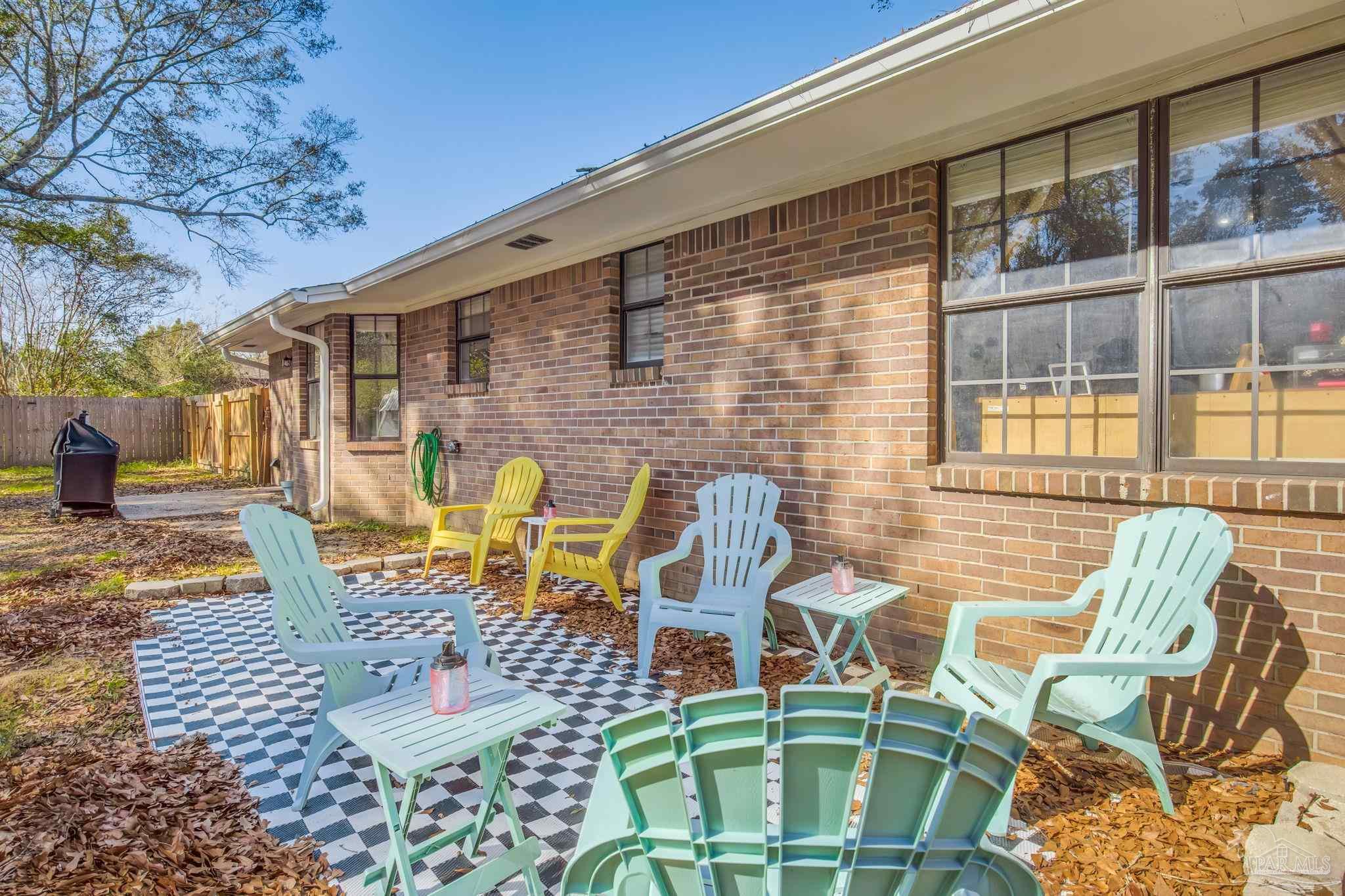 4935 Andrea Lane Pace, FL 32571 - Photo 38 of 44