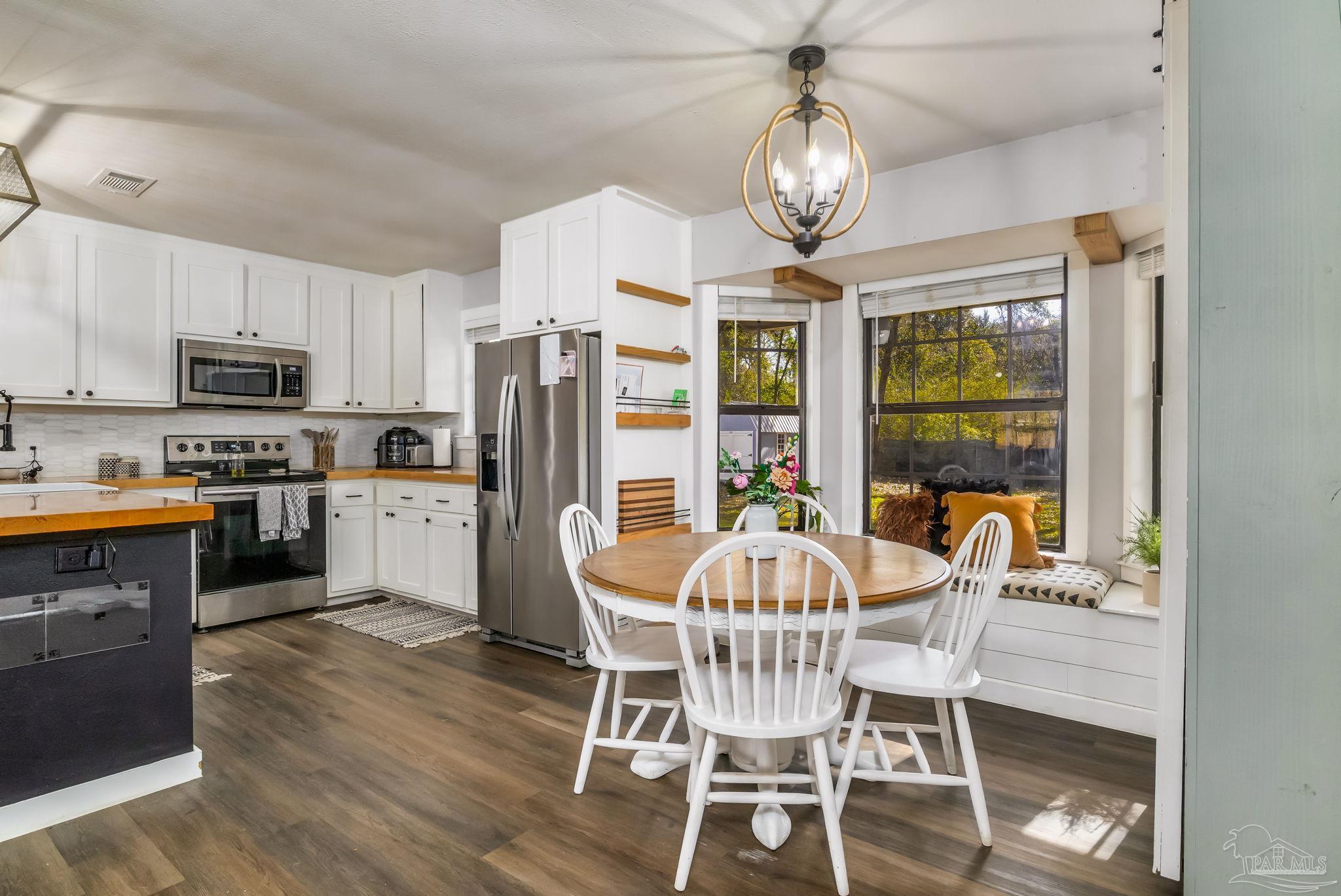 4935 Andrea Lane Pace, FL 32571 - Photo 6 of 44
