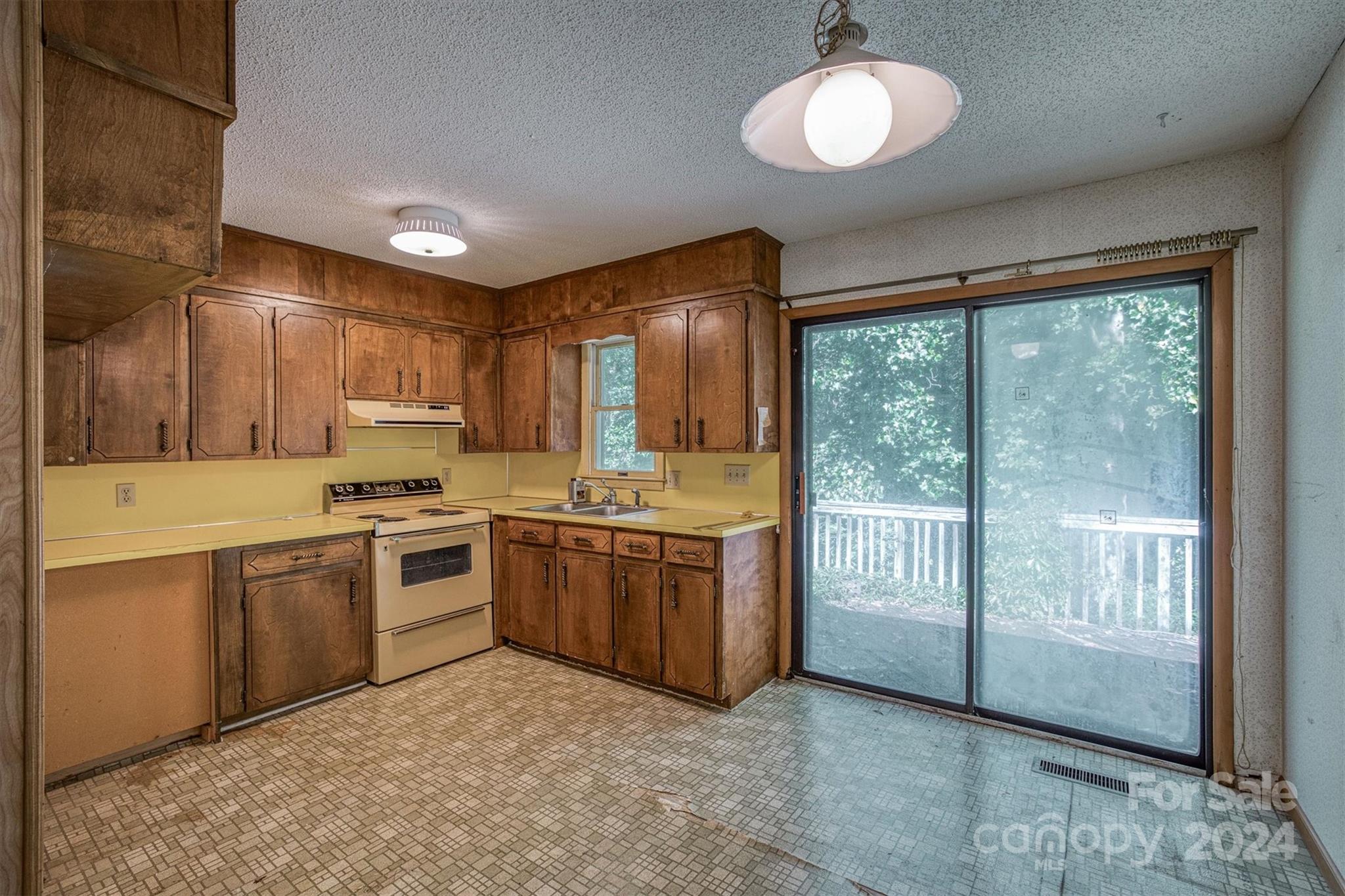 3011 Piedmont Road Morganton, NC 28655 - Photo 26 of 43 Gallery Image 26