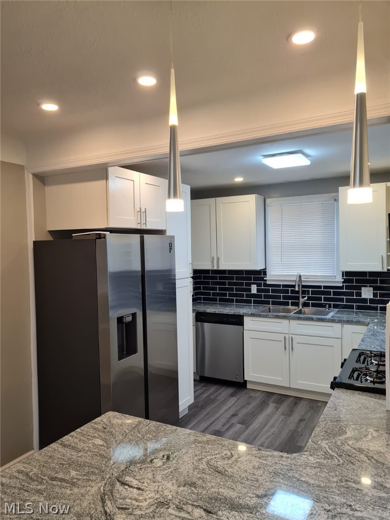 3515 Cummings Road Cleveland, OH 44118 - Photo 6 of 32