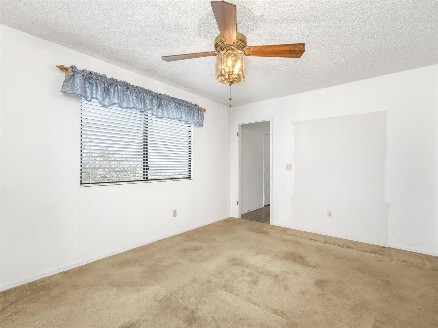 7277 Coyote Trail Road Sanger, CA 93657 - Photo 11 of 37 Gallery Image 11
