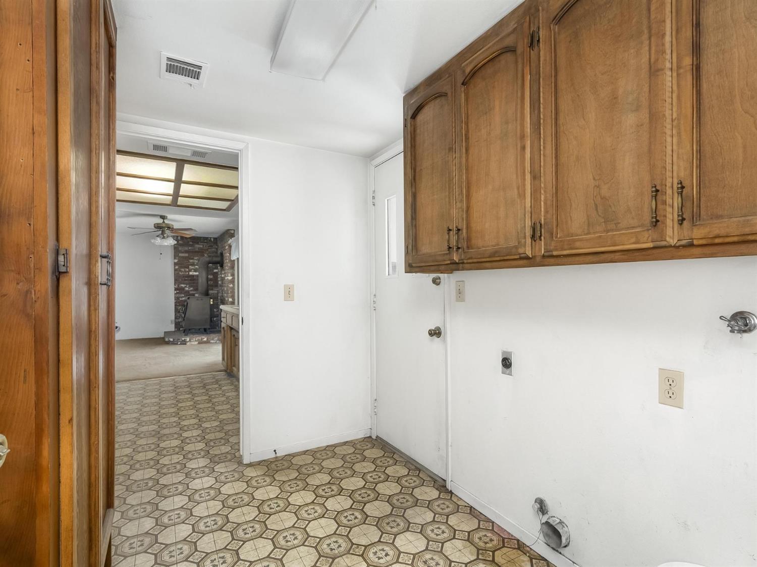 7277 Coyote Trail Road Sanger, CA 93657 - Photo 22 of 37 Gallery Image 22