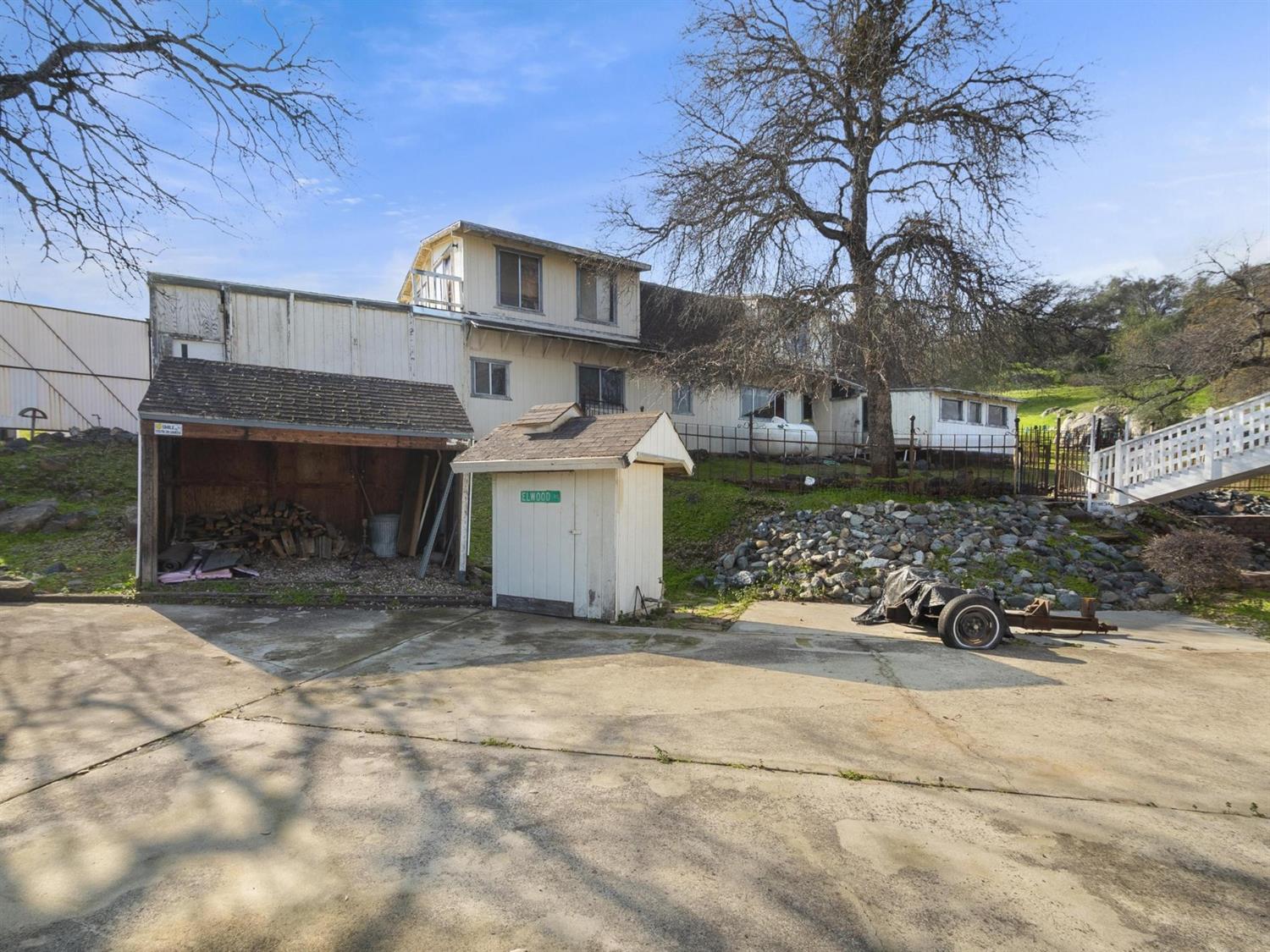 7277 Coyote Trail Road Sanger, CA 93657 - Photo 28 of 37 Gallery Image 28