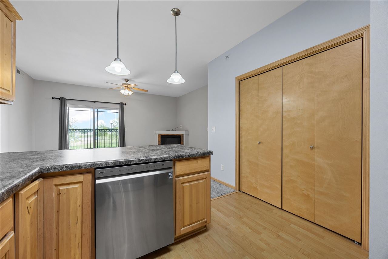 1092 Walnut Avenue, Unit 102 Riverside, IA 52327 - Photo 10 of 35 Gallery Image 10