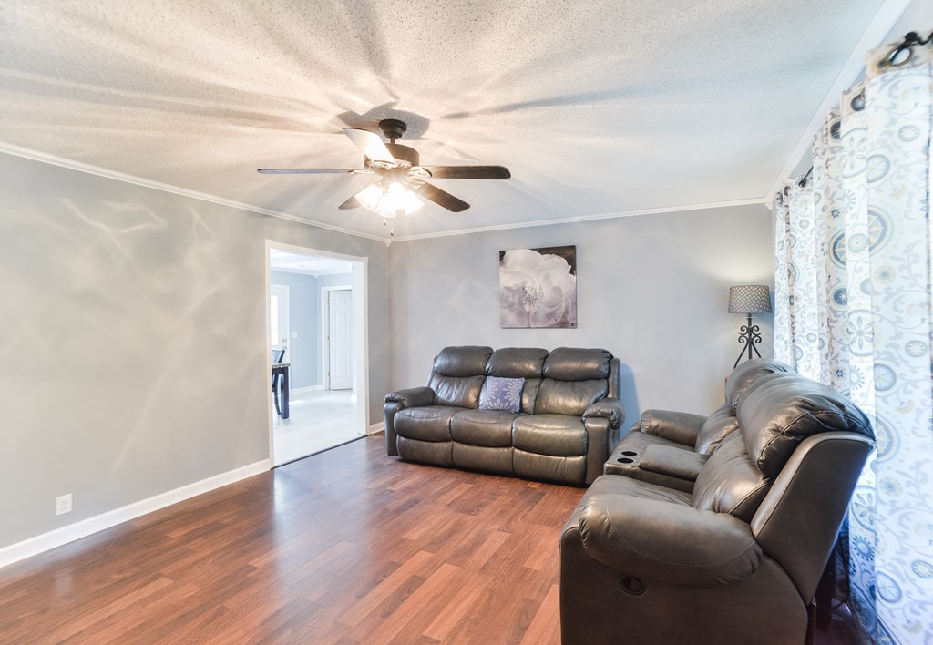 623 West Broadacre Road Northwest Dalton, GA 30721 - Photo 7 of 55 Gallery Image 7