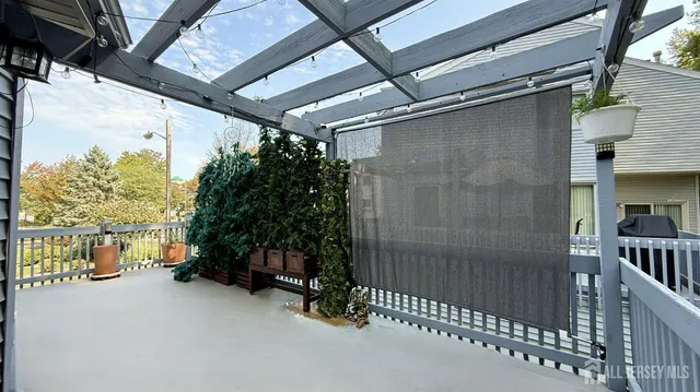 a view of a large yard with lots of trees