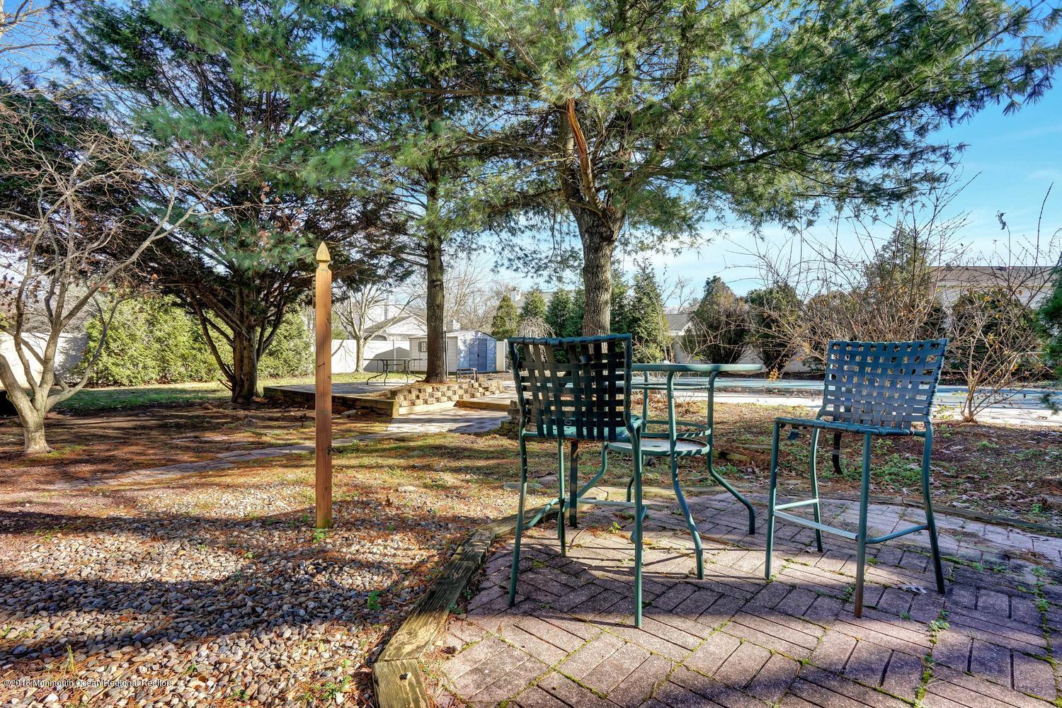 30 Hickory Hill Road Jackson, NJ 08527 - Photo 30 of 37 30 Hickory Hill Rd Jackson NJ-large-031-