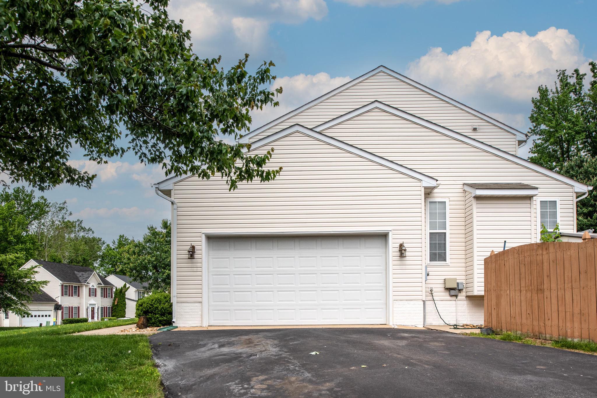 25 Cavalry Ridge Road Fredericksburg, VA 22405 - Photo 5 of 57 Gallery Image 5