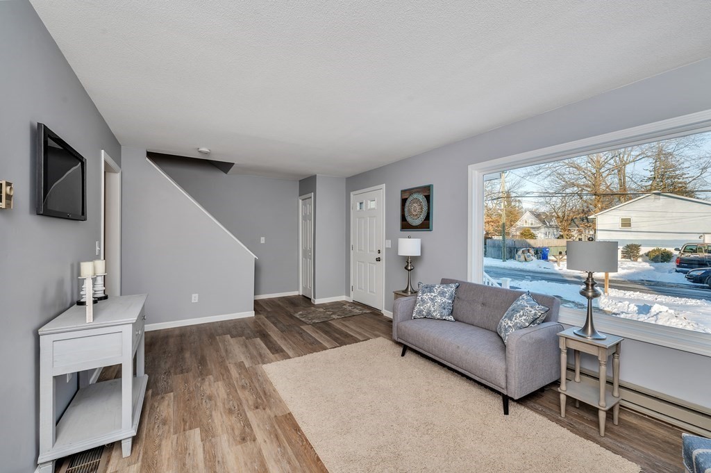 40 Lamont Street Springfield, MA 01119 - Photo 21 of 38