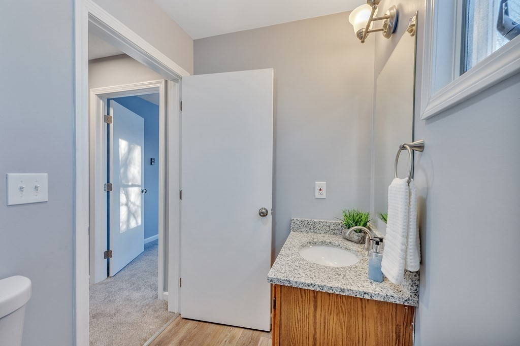 40 Lamont Street Springfield, MA 01119 - Photo 30 of 38