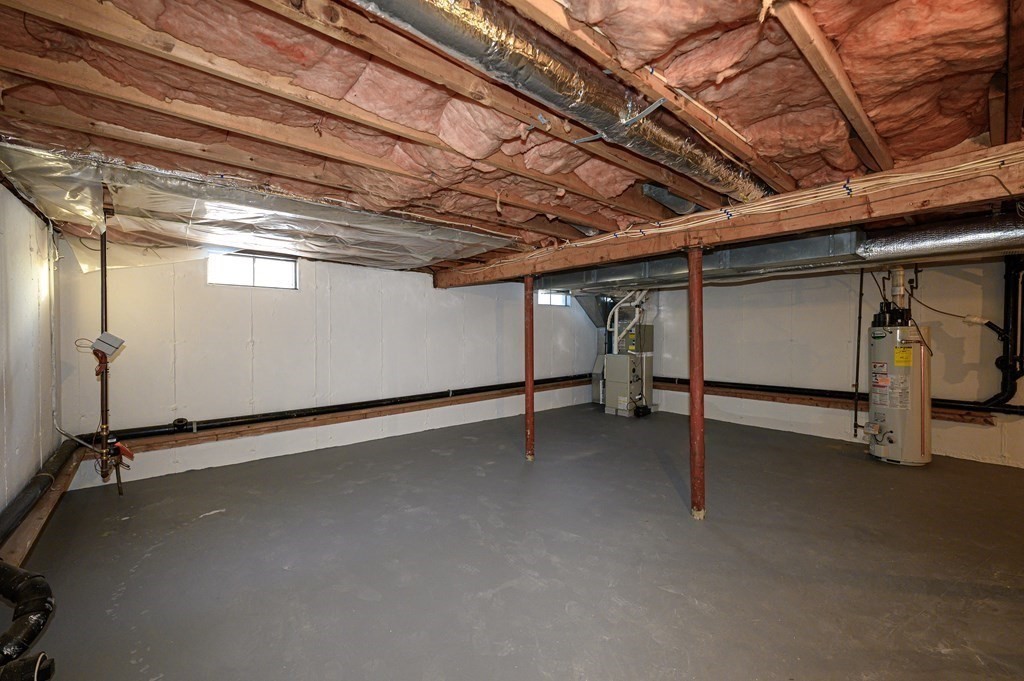 40 Lamont Street Springfield, MA 01119 - Photo 34 of 38