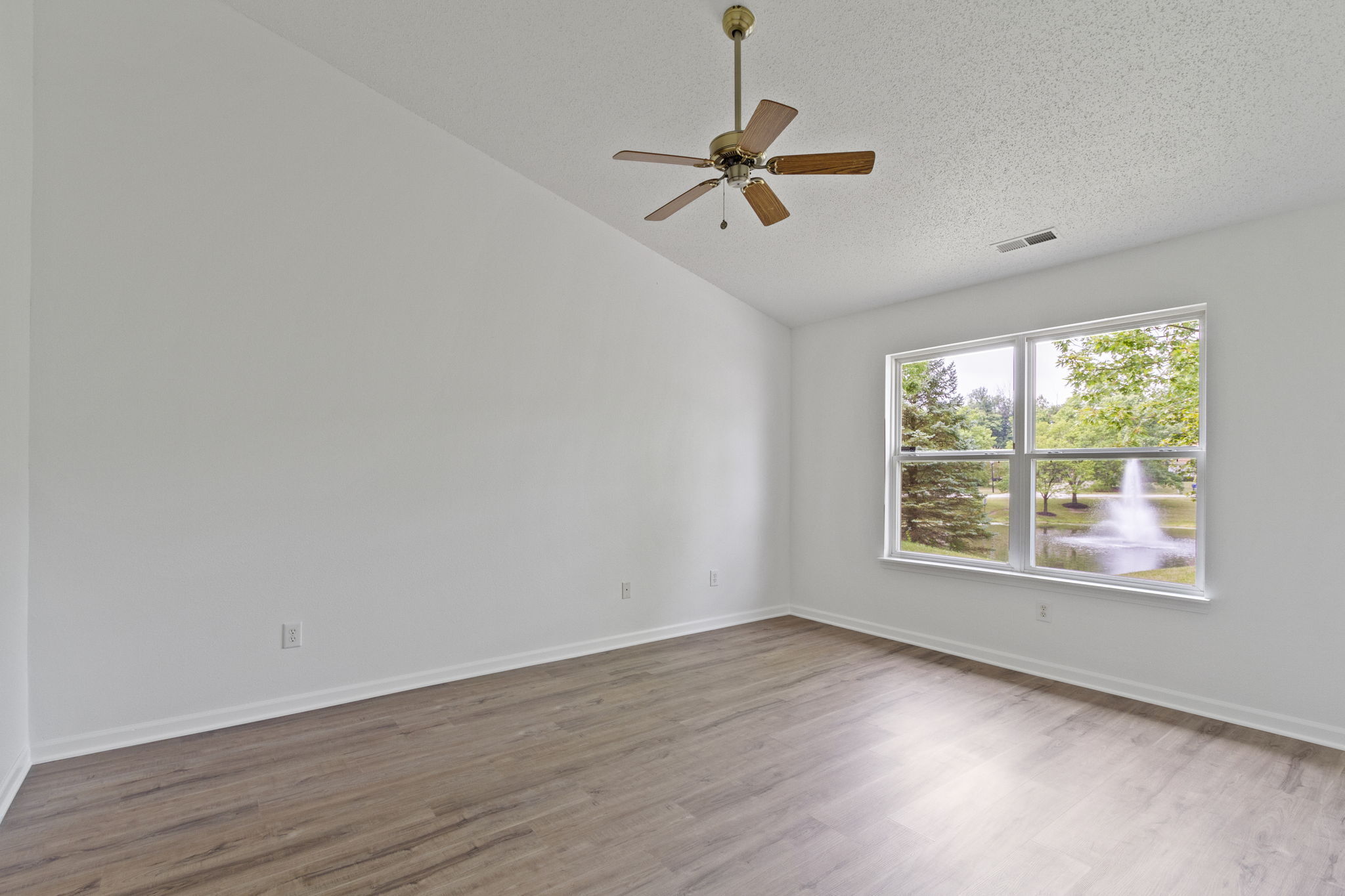 12210 Running Springs Road Fishers, IN 46037 - Photo 22 of 42 Gallery Image 22